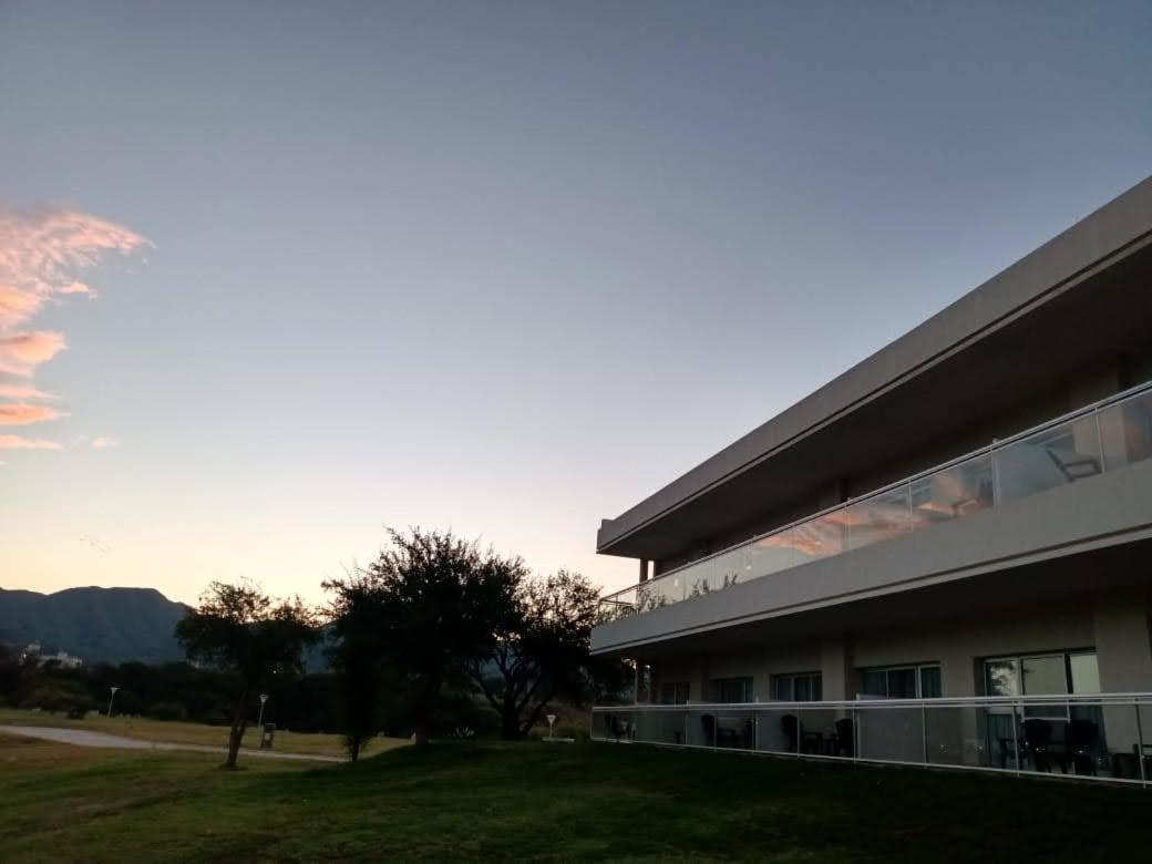 Hotel Cantera Respira Campo Potrero de los Funes Bagian luar foto